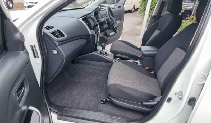 Mitsubishi Triton GLS MR  2021 full