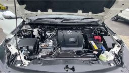 Mitsubishi Triton GLS MR  2021 full