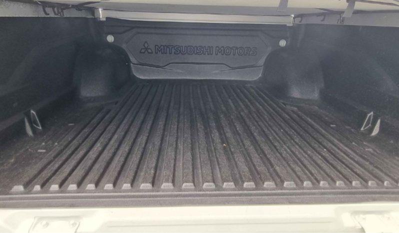 Mitsubishi Triton GLS MR  2021 full