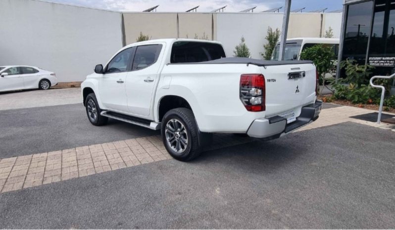 Mitsubishi Triton GLS MR  2021 full