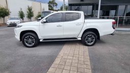 Mitsubishi Triton GLS MR  2021 full