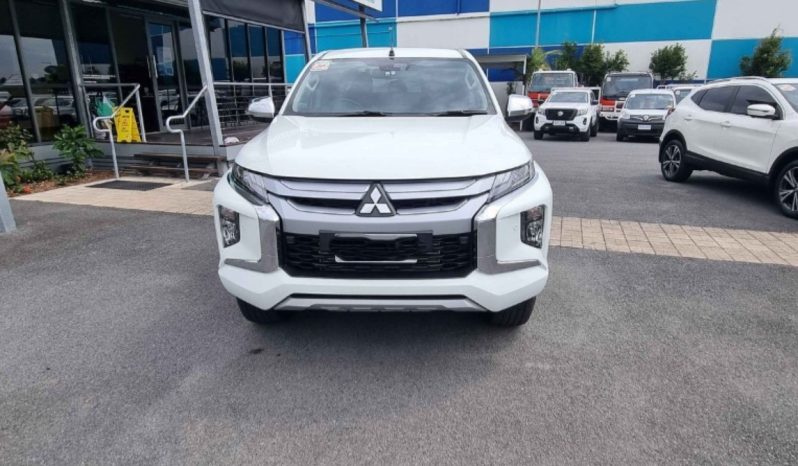 Mitsubishi Triton GLS MR  2021 full