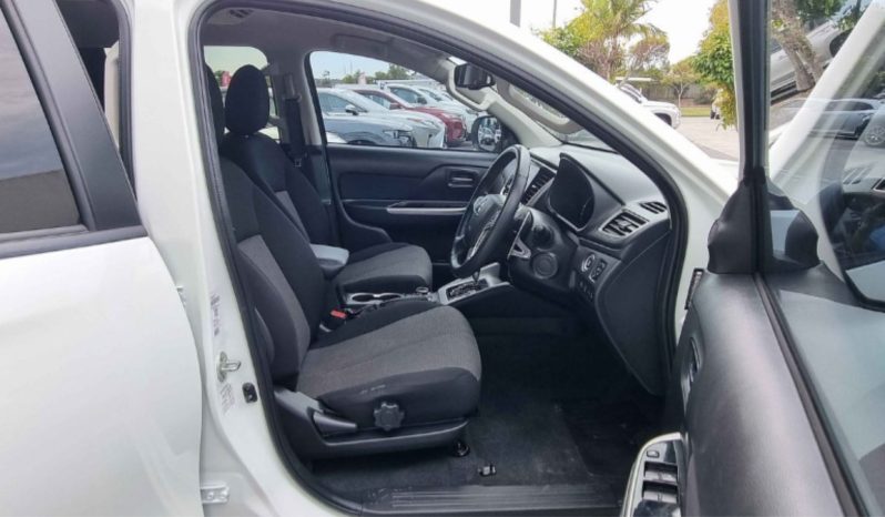 Mitsubishi Triton GLS MR  2021 full