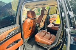Cadillac Escalade Premium Luxury 4×4 2019 full