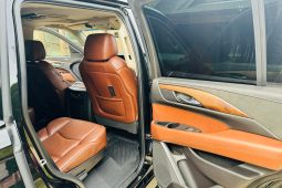 Cadillac Escalade Premium Luxury 4×4 2019 full