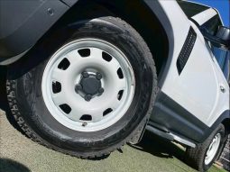 LAND ROVER DEFENDER 90BASE GRADE P300 2021 full