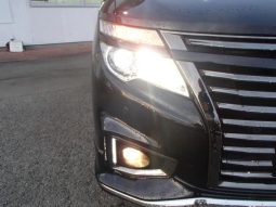 NISSAN ELGRAND 250HIGHWAY STAR S JET BLACK URBAN CHROME 2020 full