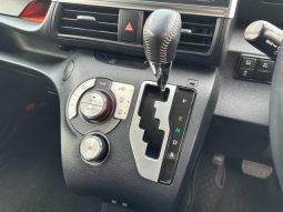 TOYOTA SIENTA HYBRID G 2019 full