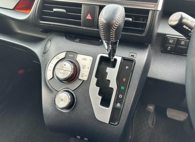 TOYOTA SIENTA HYBRID G 2019 full