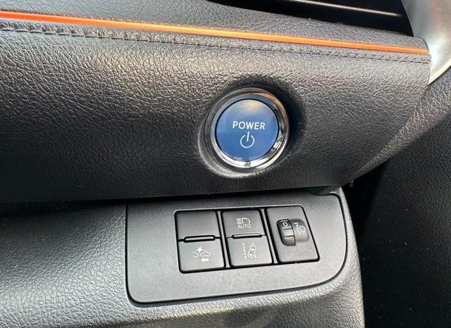 TOYOTA SIENTA HYBRID G 2019 full