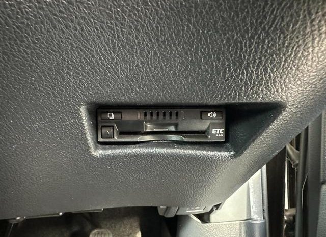 TOYOTA SIENTA HYBRID G 2019 full