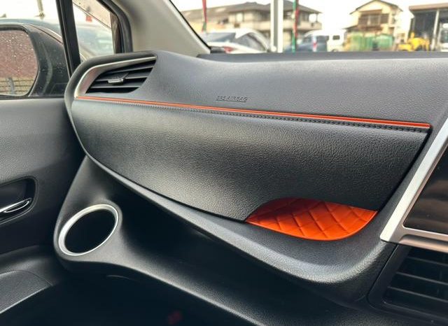 TOYOTA SIENTA HYBRID G 2019 full