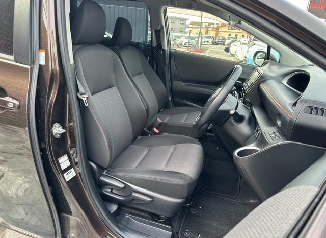 TOYOTA SIENTA HYBRID G 2019 full