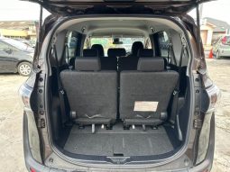 TOYOTA SIENTA HYBRID G 2019 full