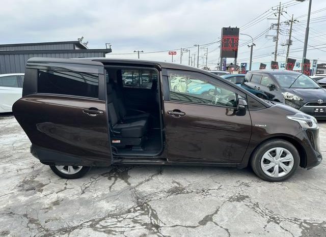 TOYOTA SIENTA HYBRID G 2019 full