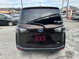 TOYOTA SIENTA HYBRID G 2019 full