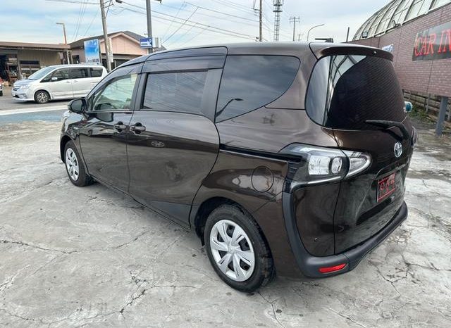 TOYOTA SIENTA HYBRID G 2019 full