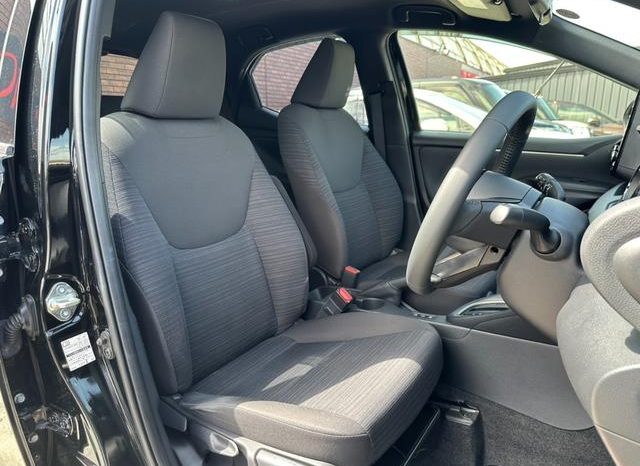 TOYOTA YARIS HYBRID Z 2020 full