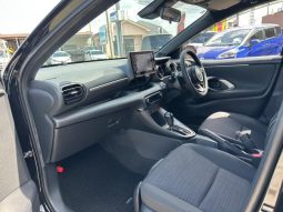 TOYOTA YARIS HYBRID Z 2020 full