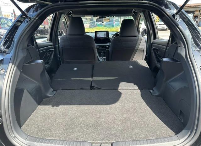 TOYOTA YARIS HYBRID Z 2020 full