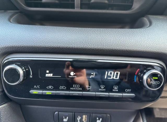 TOYOTA YARIS HYBRID Z 2020 full
