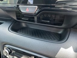 TOYOTA YARIS HYBRID Z 2020 full
