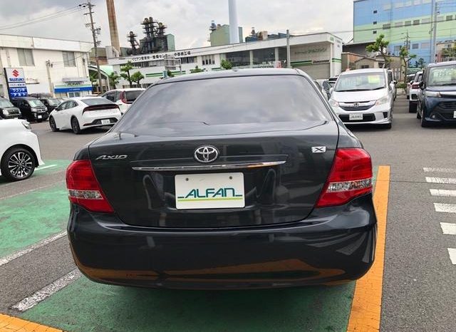 Toyota Corolla Axio 2012 full