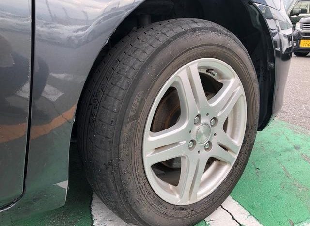 Toyota Corolla Axio 2012 full