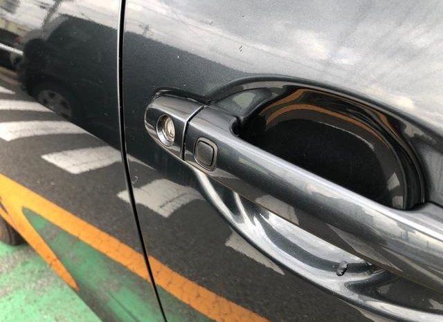 Toyota Corolla Axio 2012 full