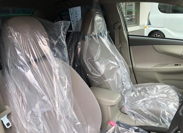 Toyota Corolla Axio 2012 full