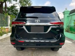 Toyota Fortuner 2.4 2018 full