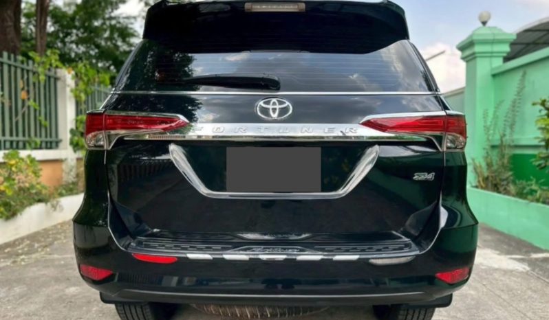 Toyota Fortuner 2.4 2018 full