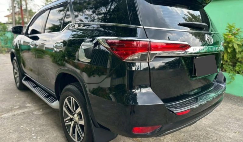 Toyota Fortuner 2.4 2018 full