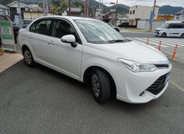 TOYOTA COROLLA AXIO 1.5G 2017 full