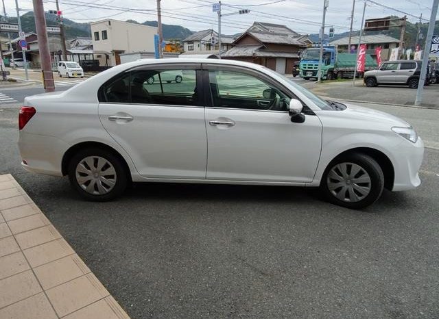 TOYOTA COROLLA AXIO 1.5G 2017 full