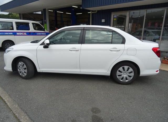 TOYOTA COROLLA AXIO 1.5G 2017 full