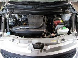 SUZUKI SWIFT XG 2011 full