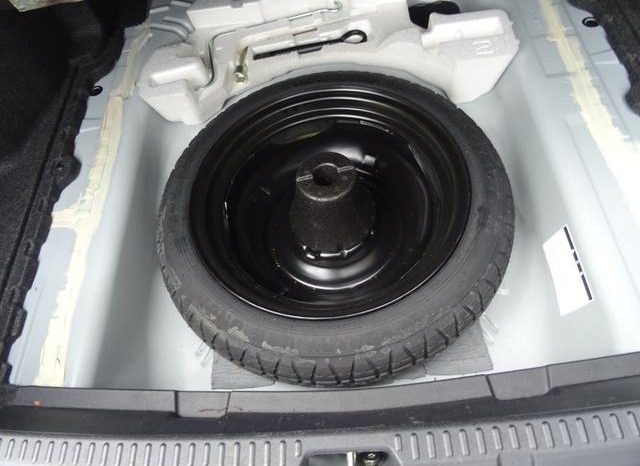 TOYOTA COROLLA AXIO 1.5G 2017 full