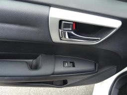 TOYOTA COROLLA AXIO 1.5G 2017 full