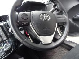 TOYOTA COROLLA AXIO 1.5G 2017 full