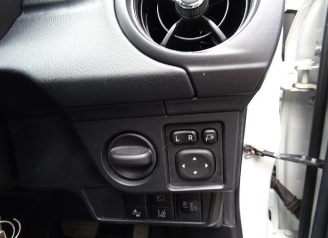 TOYOTA COROLLA AXIO 1.5G 2017 full