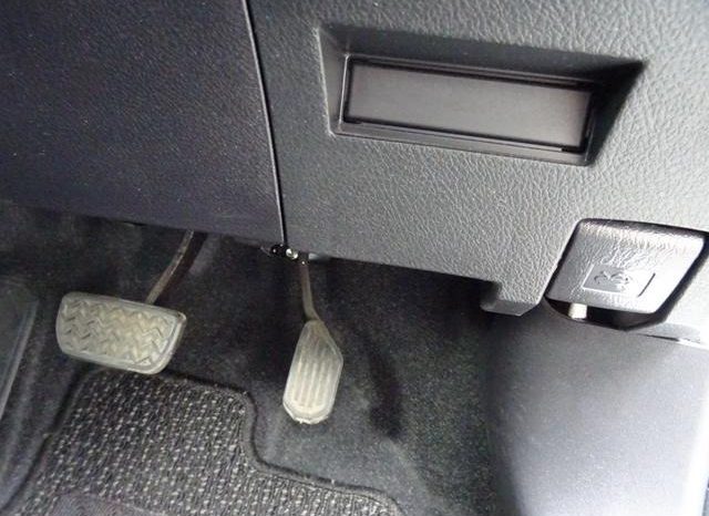 TOYOTA COROLLA AXIO 1.5G 2017 full