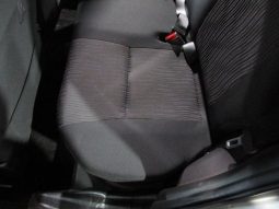 SUZUKI SWIFT XG 2011 full