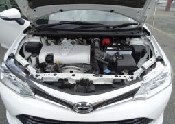 TOYOTA COROLLA AXIO 1.5G 2017 full