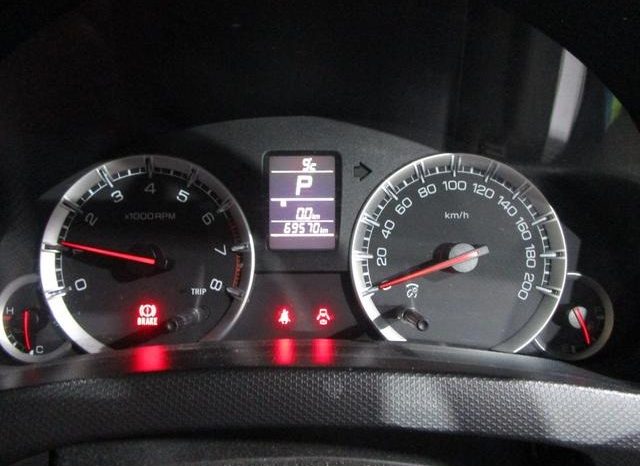 SUZUKI SWIFT XG 2011 full