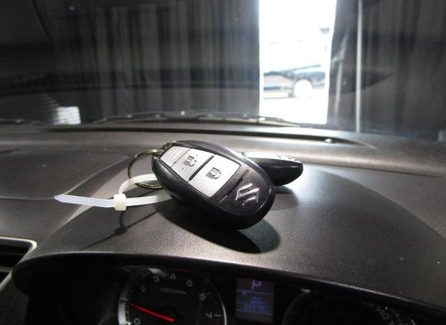 SUZUKI SWIFT XG 2011 full