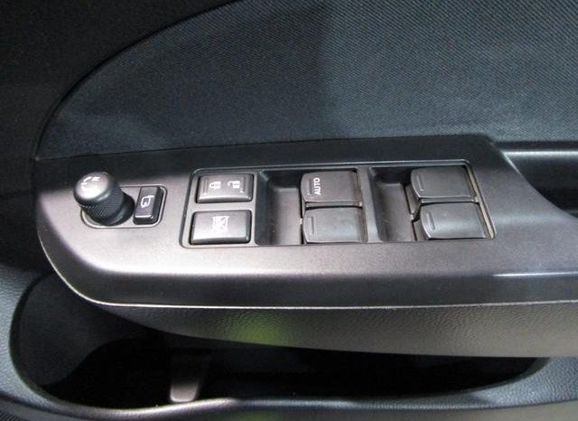 SUZUKI SWIFT XG 2011 full