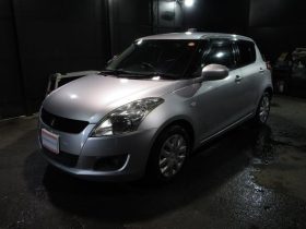 SUZUKI SWIFT XG 2011
