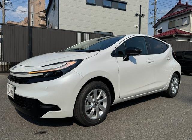 TOYOTA AQUA Z 2026 full