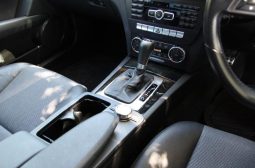 MERCEDES BENZ C-CLASS C200 BLUE EFFICIENCY AVANTGARDE 2012 full